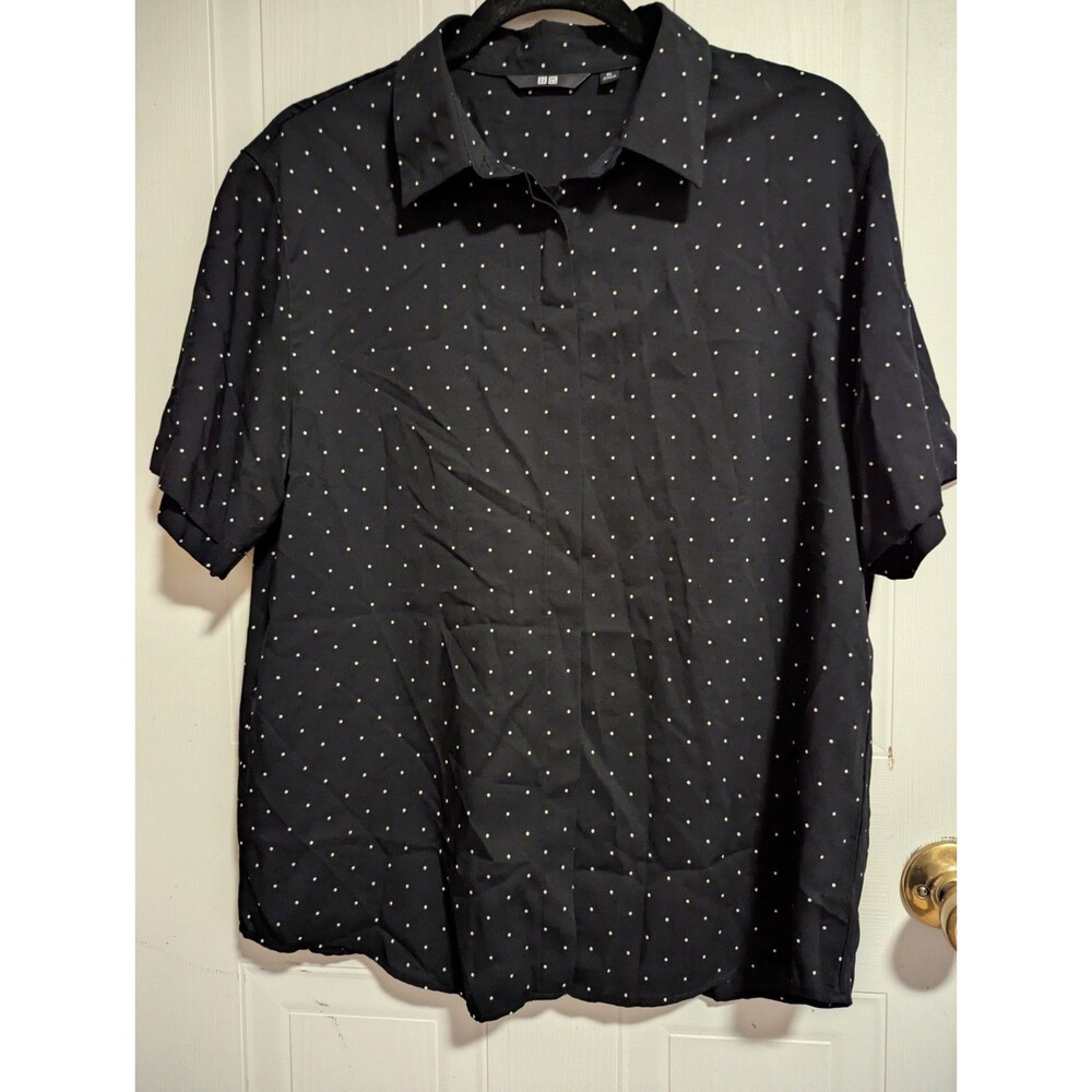 UNIQLO Women's XL Black/White Polka Dot Short Sleeve Button-Up Blouse Shirt